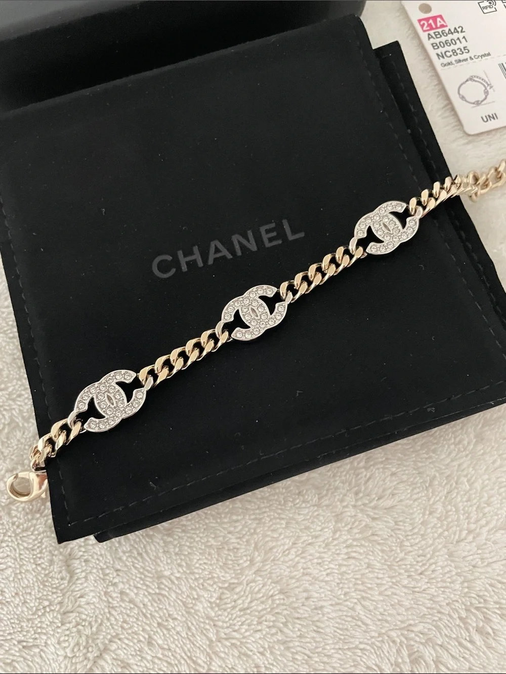 Chanel strass crystal CC bracelet